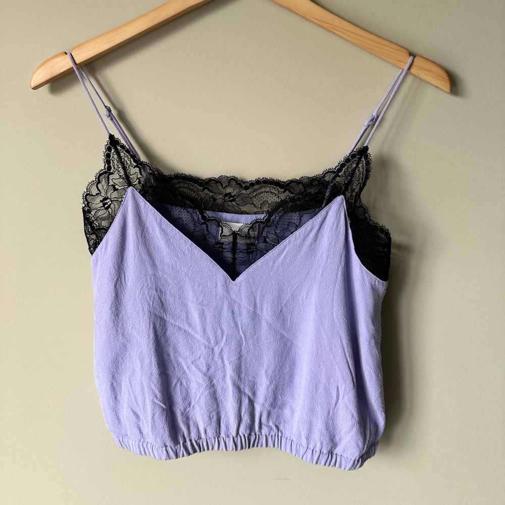 Aritzia Wilfred Free Agyness Camisole Lilac Black
Size Small